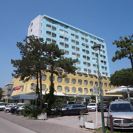 Apartamento Colorado Lignano Lignano Sabbiadoro Exterior foto