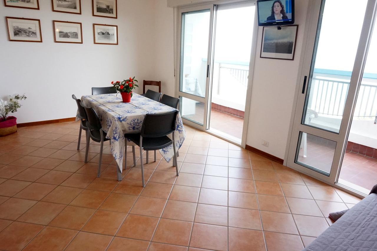 Apartamento Colorado Lignano Lignano Sabbiadoro Exterior foto